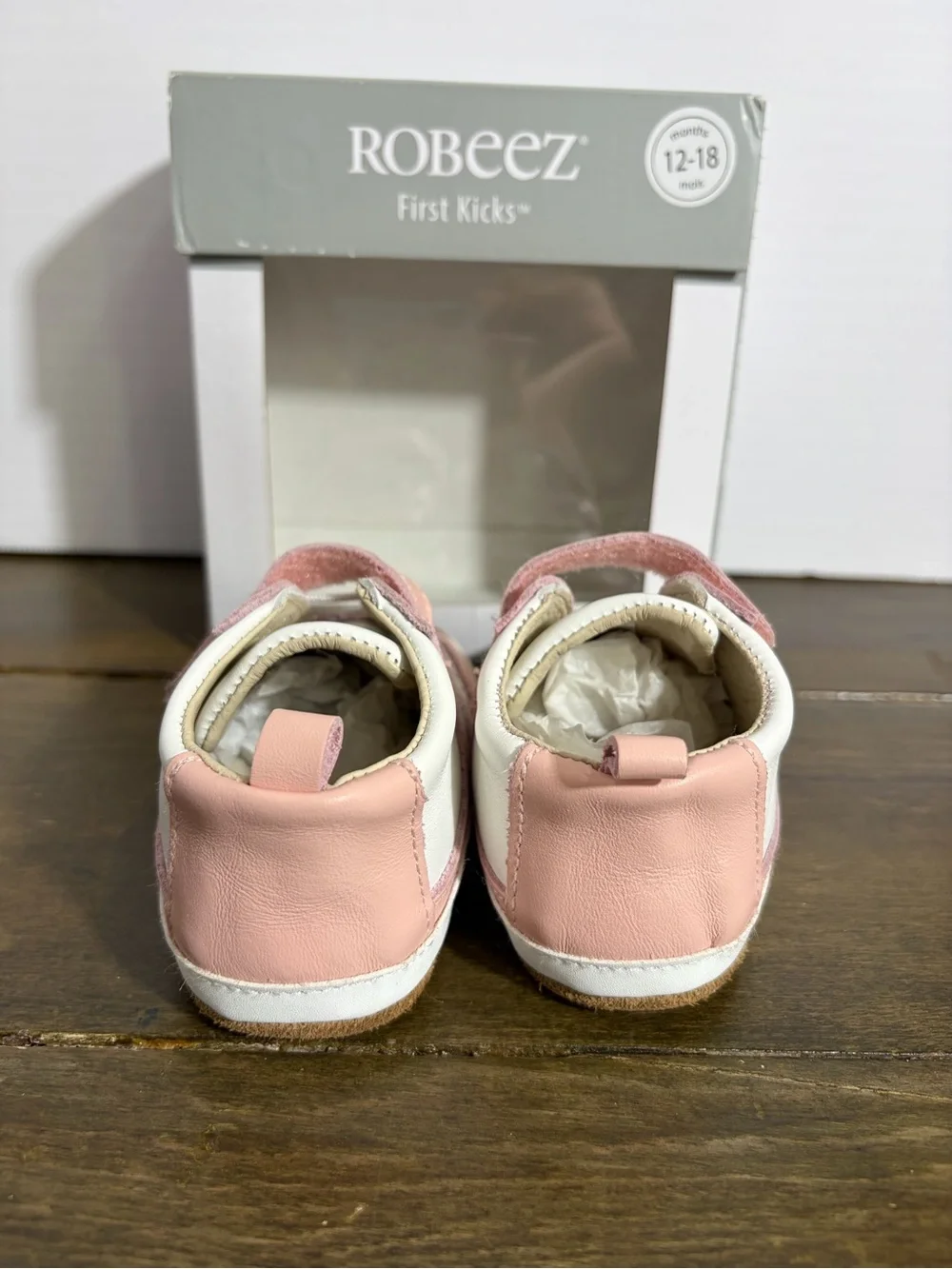 NEW Robeez First Kicks Baby Girl Sneakers in Eliza Pink Size 12-18 months
